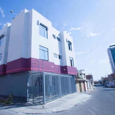 Hostal Vasco Такна Экстерьер фото