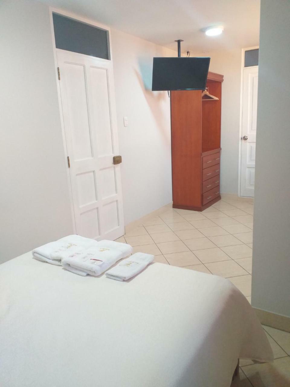 Hostal Vasco Такна Экстерьер фото